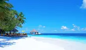 море_мальдивы_пляж_тропики.webp